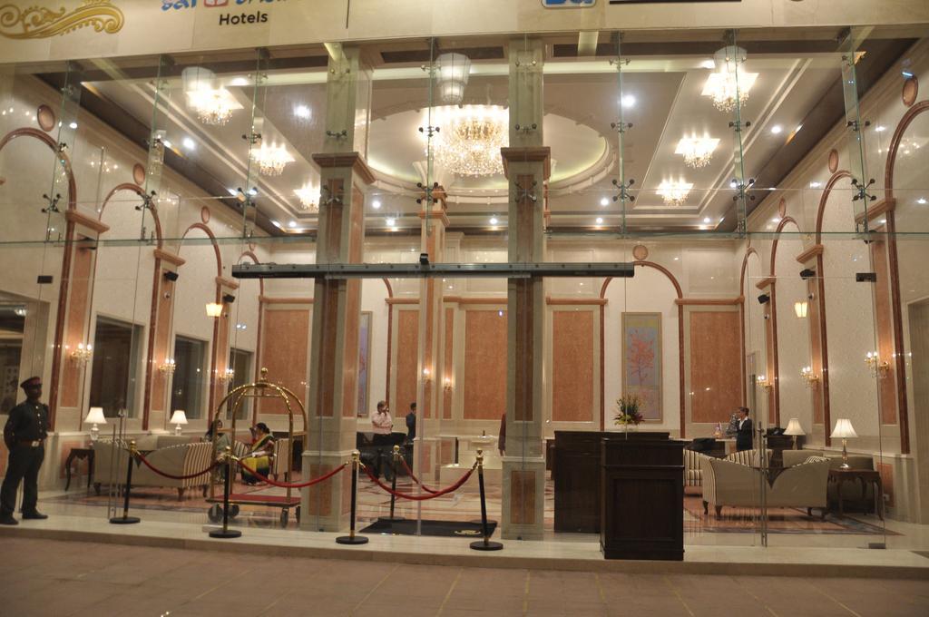 Royal Tulip Navi Mumbai Hotel Exterior photo